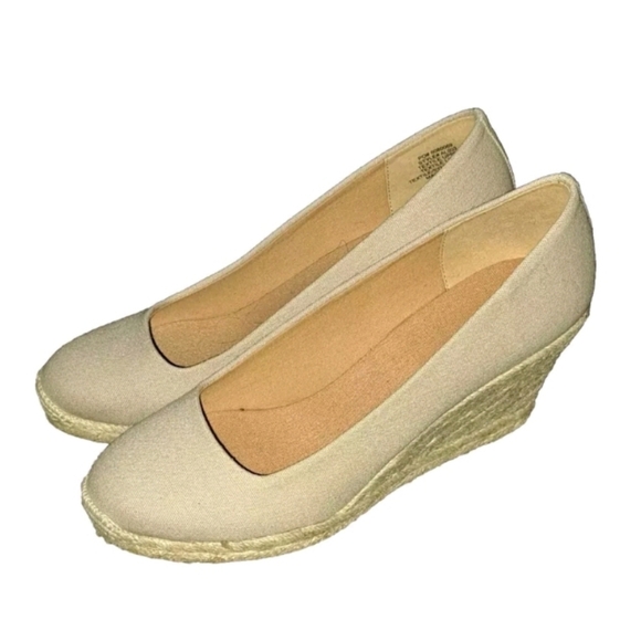 J Crew Women's Size 9 Beige Wedge Heel Shoe SB6#11 - Picture 1 of 7